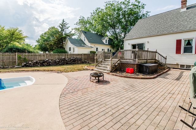 404 E South Street, Peotone, IL 60468