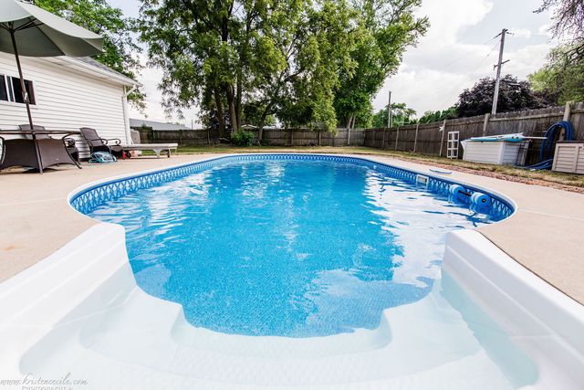 404 E South Street, Peotone, IL 60468