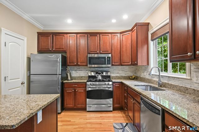 503 Bradley Lane 503, Westport, CT 06880