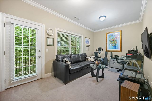 503 Bradley Lane 503, Westport, CT 06880