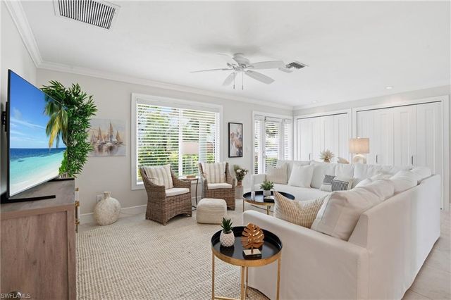 20 Bayview BLVD, Fort Myers Beach, FL 33931