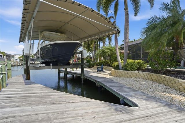 20 Bayview BLVD, Fort Myers Beach, FL 33931