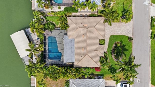 20 Bayview BLVD, Fort Myers Beach, FL 33931