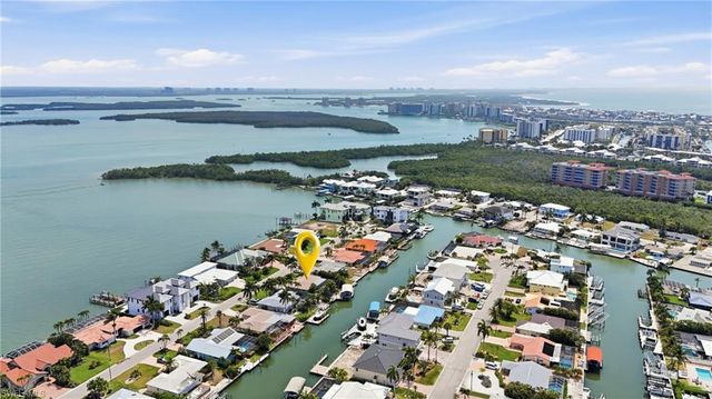 20 Bayview BLVD, Fort Myers Beach, FL 33931