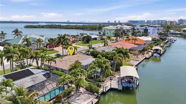 20 Bayview BLVD, Fort Myers Beach, FL 33931