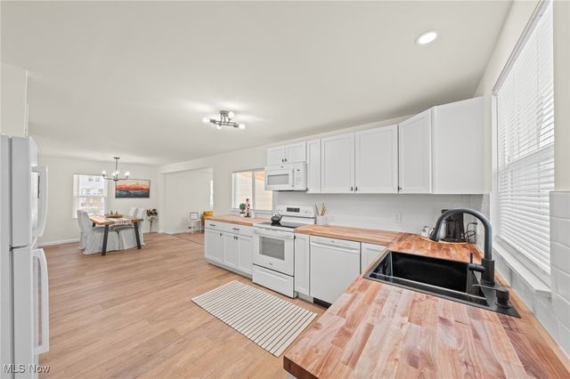 32 29th Street SW, Barberton, OH 44203