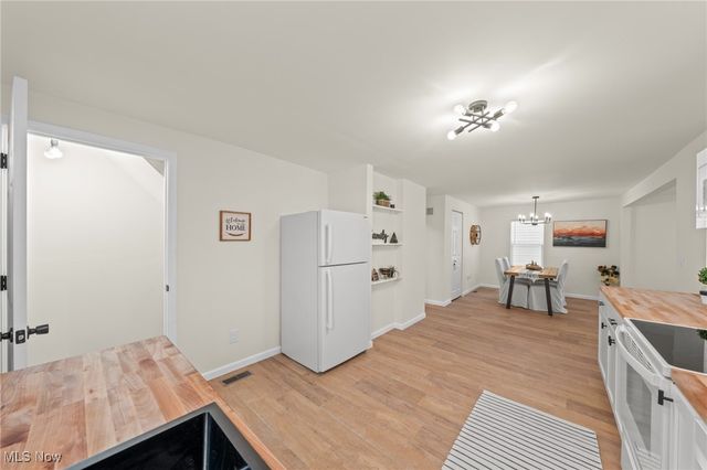 32 29th Street SW, Barberton, OH 44203