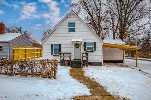 32 29th Street SW, Barberton, OH 44203