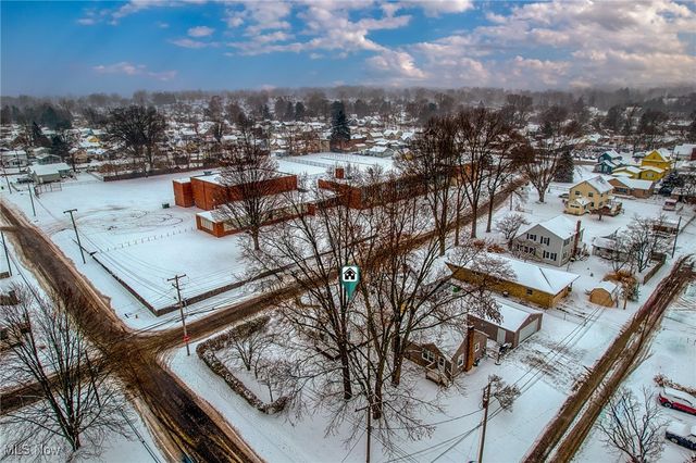 32 29th Street SW, Barberton, OH 44203