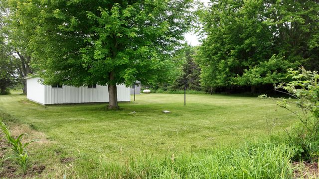 18788 Dice Road, Merrill, MI 48637