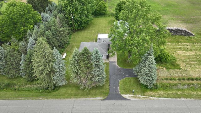 18788 Dice Road, Merrill, MI 48637
