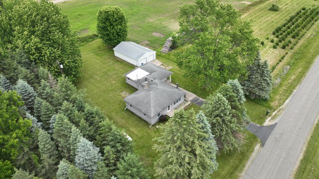 18788 Dice Road, Merrill, MI 48637