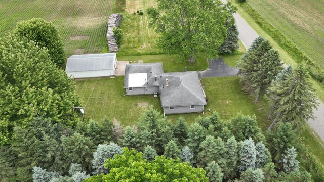 18788 Dice Road, Merrill, MI 48637