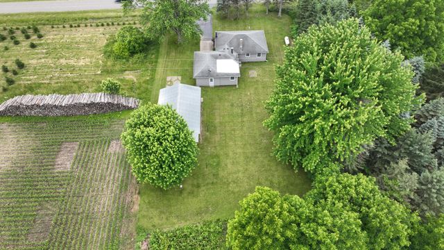 18788 Dice Road, Merrill, MI 48637