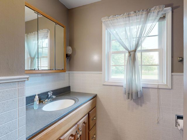 18788 Dice Road, Merrill, MI 48637
