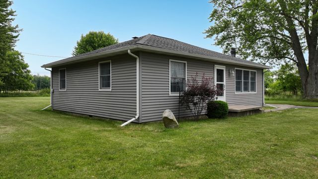 18788 Dice Road, Merrill, MI 48637