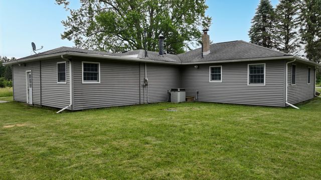 18788 Dice Road, Merrill, MI 48637