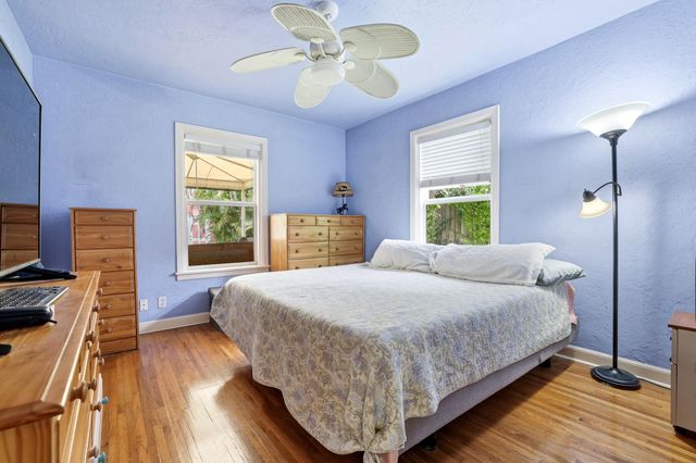 227 S SWINTON Avenue, Delray Beach, FL 33444