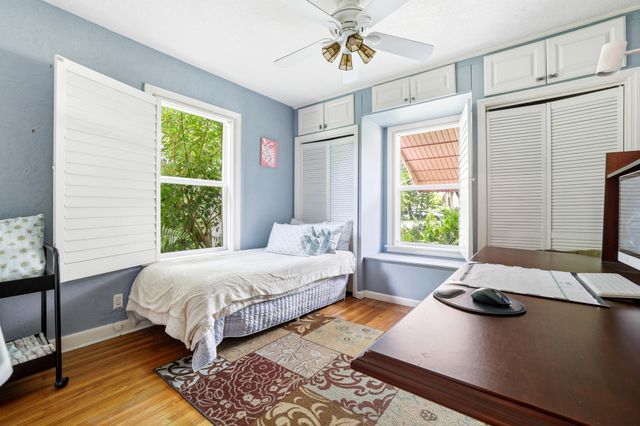 227 S SWINTON Avenue, Delray Beach, FL 33444