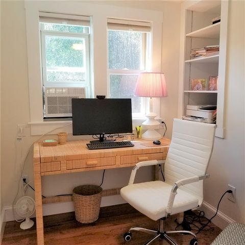 19 Stockholm Street, Newport, RI 02840