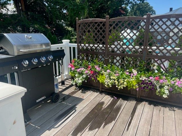 19 Stockholm Street, Newport, RI 02840