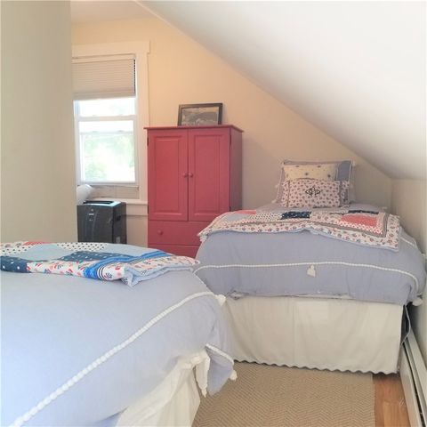 19 Stockholm Street, Newport, RI 02840