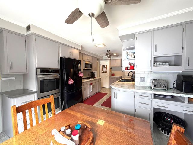 2113 E Jackson Boulevard, Elkhart, IN 46516