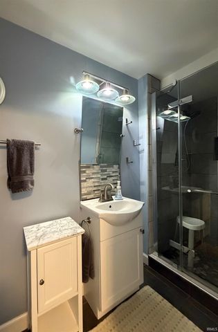 2113 E Jackson Boulevard, Elkhart, IN 46516