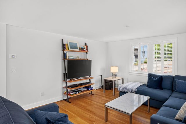 739 Main Street 1E, Chatham, MA 02633