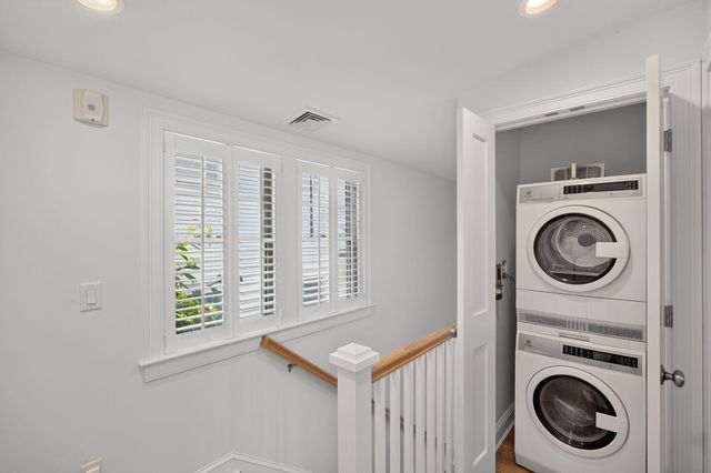 739 Main Street 1E, Chatham, MA 02633