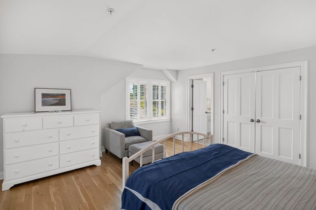 739 Main Street 1E, Chatham, MA 02633