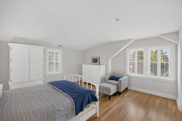 739 Main Street 1E, Chatham, MA 02633