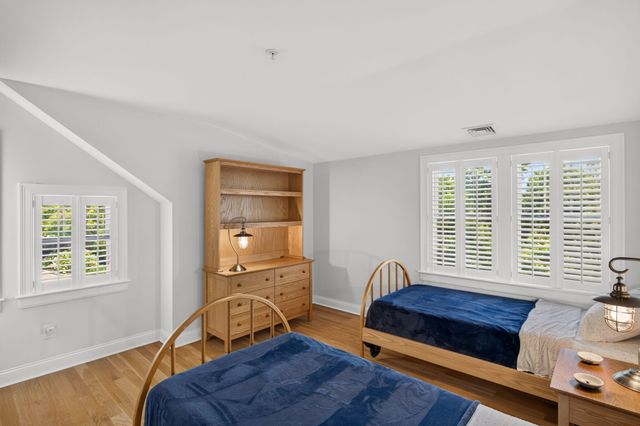 739 Main Street 1E, Chatham, MA 02633