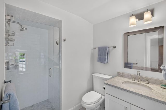 739 Main Street 1E, Chatham, MA 02633