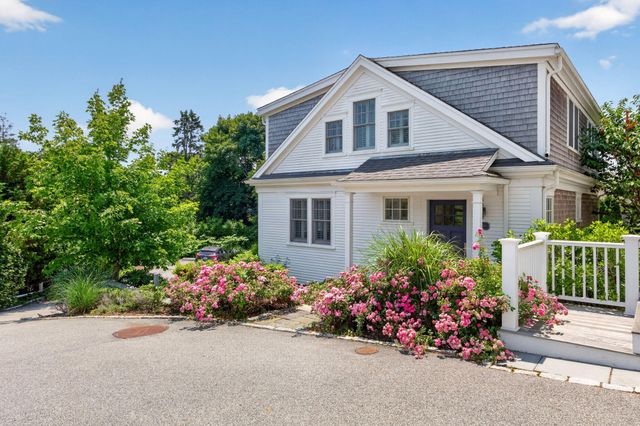739 Main Street 1E, Chatham, MA 02633