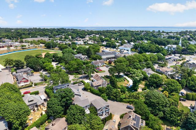739 Main Street 1E, Chatham, MA 02633