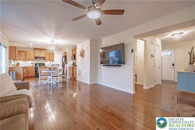 1856 Alamingo Drive, Milford Twp, PA 18951