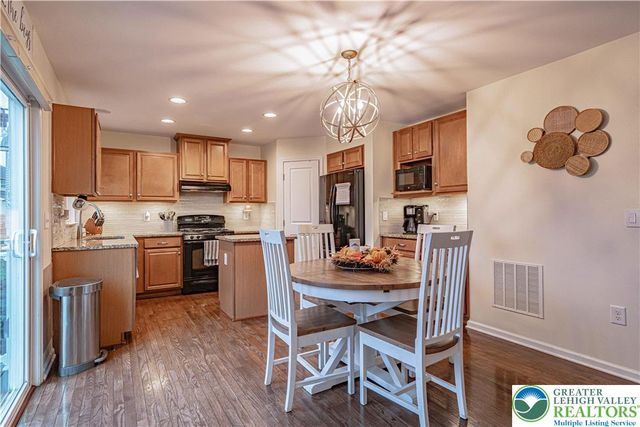 1856 Alamingo Drive, Milford Twp, PA 18951