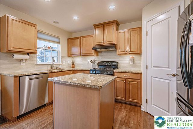 1856 Alamingo Drive, Milford Twp, PA 18951