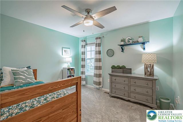 1856 Alamingo Drive, Milford Twp, PA 18951