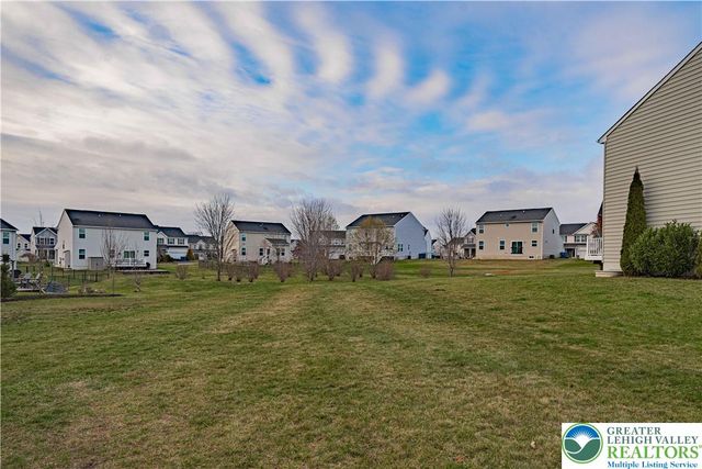 1856 Alamingo Drive, Milford Twp, PA 18951