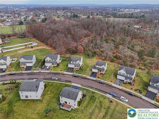 1856 Alamingo Drive, Milford Twp, PA 18951