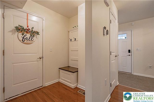 1856 Alamingo Drive, Milford Twp, PA 18951