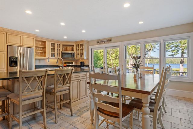 14 Island View Drive, Moultonborough, NH 03254
