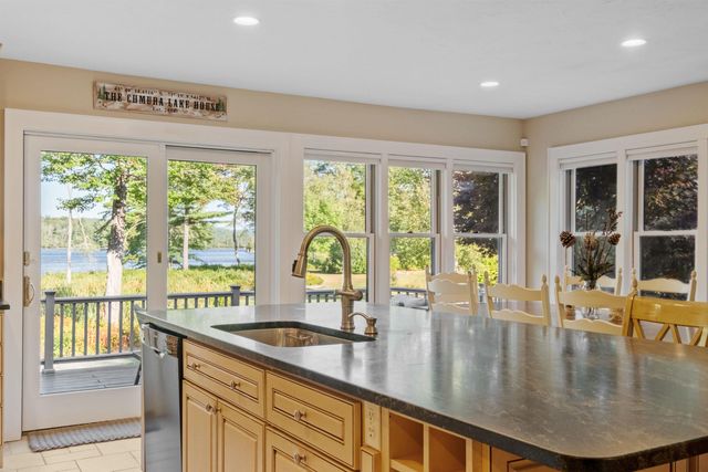 14 Island View Drive, Moultonborough, NH 03254