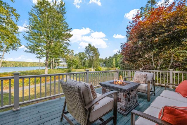 14 Island View Drive, Moultonborough, NH 03254