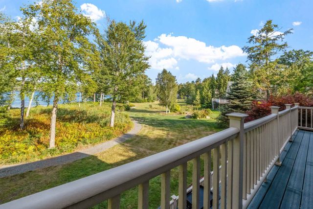 14 Island View Drive, Moultonborough, NH 03254