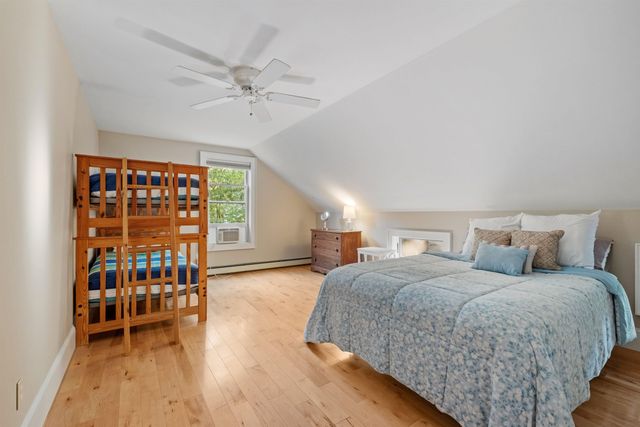 14 Island View Drive, Moultonborough, NH 03254