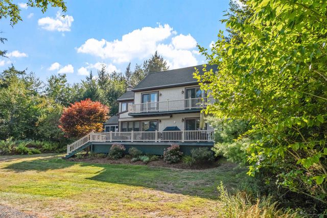 14 Island View Drive, Moultonborough, NH 03254