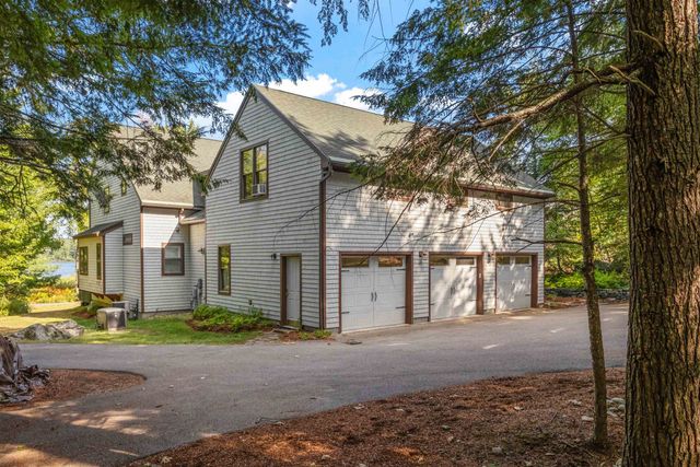 14 Island View Drive, Moultonborough, NH 03254